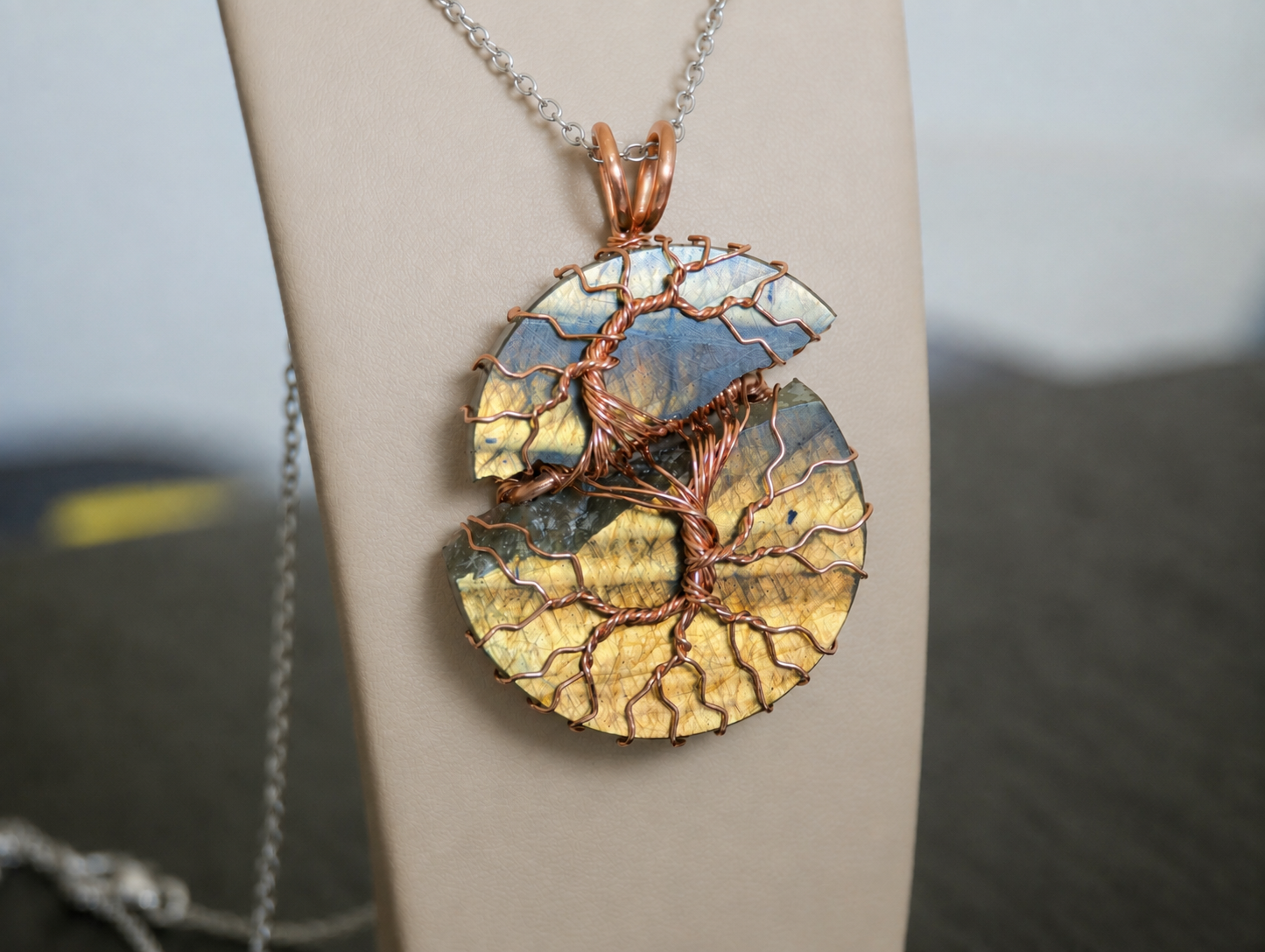 Tree pendant with a broken labradorite gemstone